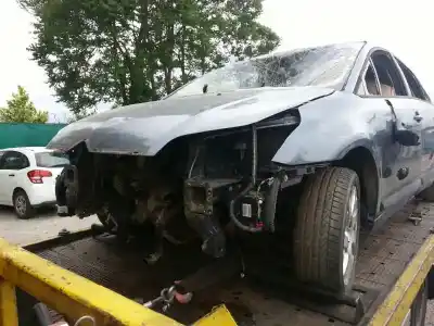 Veículo de Sucata citroen c4 berlina vtr plus do ano 2004 alimentado 9hydv6ted4