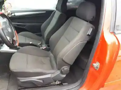 Veicolo di demolizione opel astra gtc sport dell'anno 2007 alimentato z17dth