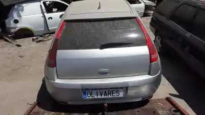 Veículo de Sucata citroen c4 berlina 1.6 16v hdi do ano 2006 alimentado 9hx