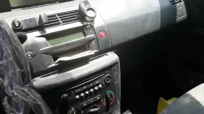 Veículo de Sucata citroen c4 berlina 1.6 16v hdi do ano 2006 alimentado 9hx