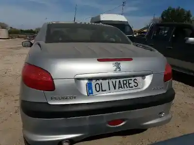 Veículo de Sucata peugeot 206 cc cc do ano 2001 alimentado nfu