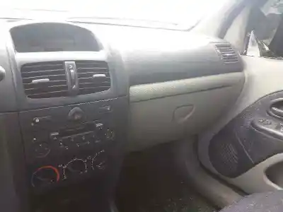 Утилизация автомобиля renault clio ii fase ii (b/cb0) 1.2 года 2002 питание d4f b7