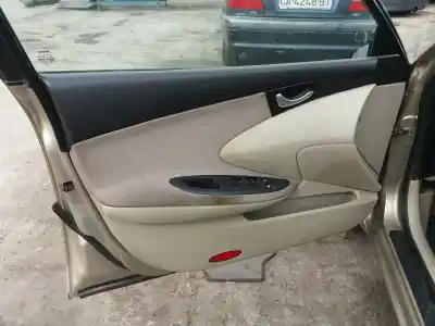 Véhicule à la ferraille nissan primera berlina (p12) 1.6 cat de l'année 2002 alimenté qg16