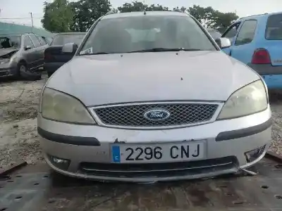 Veículo de Sucata ford mondeo berlina do ano 2003 alimentado 