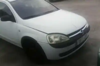 Здавання транспортного засобу opel corsa c club року 2002 потужний y17dtl
