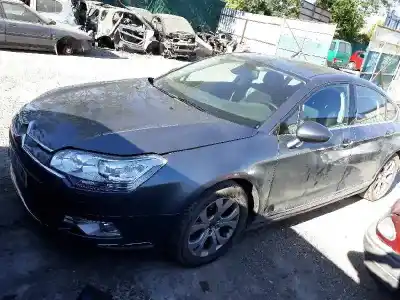 Veicolo di demolizione citroen c5 berlina exclusive dell'anno 2009 alimentato rhr