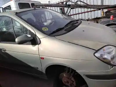 Scrapping Vehicle renault                                            scenic (ja..)                                                                                                                                                                                                                                              2.0 16v cat (f4r) of the year 2002 powered k4m a7