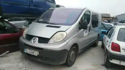 Sloopvoertuig renault trafic combi (ab 4.01) 2.0 dci diesel fap cat van het jaar 2009 aangedreven m9r