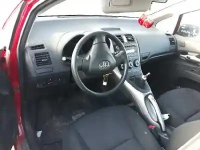 Scrapping Vehicle toyota auris (_e15_) 1.4 d-4d (nde150_) of the year 2006 powered 1ndtv