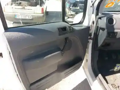 Veículo de Sucata ford tourneo connect (tc7) kombi b. corta (2006->) do ano 2010 alimentado 