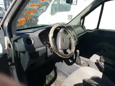 Veículo de Sucata ford tourneo connect (tc7) kombi b. corta (2006->) do ano 2010 alimentado 