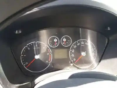 Veículo de Sucata ford tourneo connect (tc7) kombi b. corta (2006->) do ano 2010 alimentado 