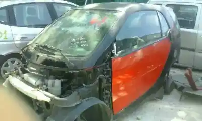 Veículo de Sucata smart city-coupé 0.8 cdi pulse [0.8 ltr. - 30 kw cdi cat] do ano 2003 alimentado d01