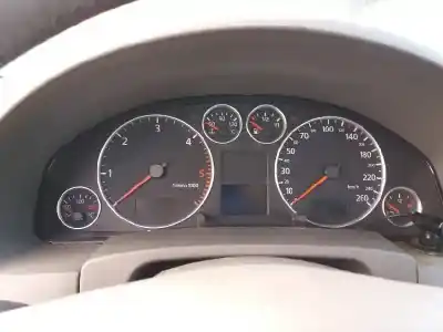 Vehículo de desguace audi a6 c5 avant (4b5, 4b6) 2.5 tdi del año 2006 con motor ake