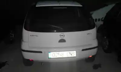 Veicolo di demolizione opel corsa c essentia dell'anno 2003 alimentato z13dt