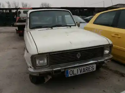 Veicolo di demolizione RENAULT 6 (118_) 0.8 dell'anno 1975 alimentato 800.02