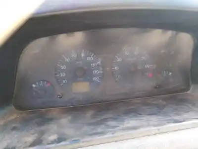 Veículo de Sucata peugeot expert kombi 2.0 hdi (dw10bted) do ano 2001 alimentado rhz