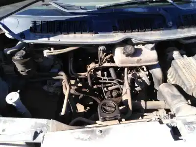 Veículo de Sucata peugeot expert kombi 2.0 hdi (dw10bted) do ano 2001 alimentado rhz