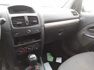 Утилизация автомобиля renault clio ii fase ii (b/cb0) authentique года 2004 питание k9k a7