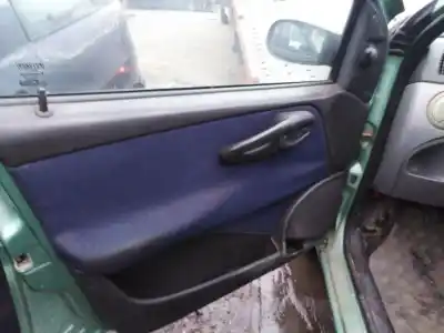 Verschrottungsfahrzeug fiat punto berlina des jahres 2002 angetrieben 188a2000