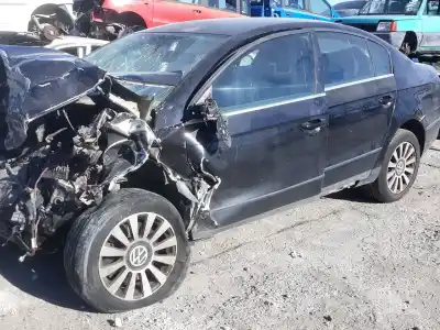 Veículo de Sucata volkswagen passat berlina (3c2) passat berlina 3c2 do ano 2021 alimentado bmp