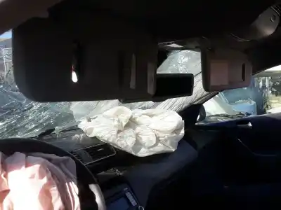 Veículo de Sucata volkswagen passat berlina (3c2) passat berlina 3c2 do ano 2021 alimentado bmp