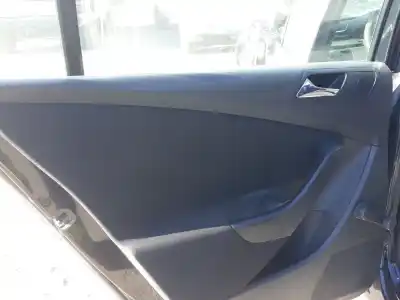 Veículo de Sucata volkswagen passat berlina (3c2) passat berlina 3c2 do ano 2021 alimentado bmp