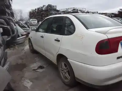 Verschrottungsfahrzeug seat cordoba 1.9 d des jahres 1998 angetrieben ahu