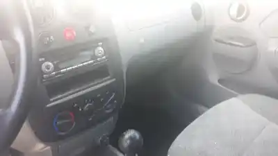 Veículo de Sucata chevrolet kalos 1.4 se do ano 2005 alimentado f14s3