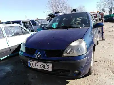 Vehículo de desguace RENAULT CLIO II (BB_, CB_) 1.5 dCi del año 2004 con motor K9K B7