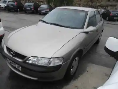 Veículo de Sucata opel vectra b berlina básico do ano 1997 alimentado x 20 dtl