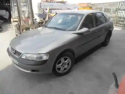 Veículo de Sucata opel vectra b berlina comfort do ano 1999 alimentado x17dt