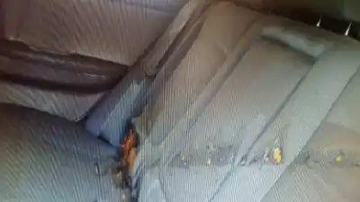 Veículo de Sucata kia cerato 2.0 ex crdi familiar do ano 2005 alimentado d4ea