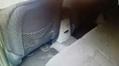 Veículo de Sucata kia cerato 2.0 ex crdi familiar do ano 2005 alimentado d4ea