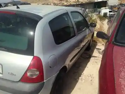Утилизация автомобиля renault clio ii fase ii (b/cb0) base authentique года 2002 питание k9k704