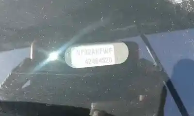 Veículo de Sucata peugeot 206 berlina x-line do ano 2002 alimentado kfw