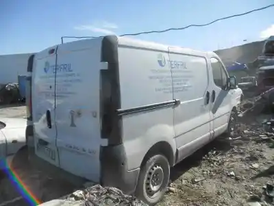 Veículo de Sucata opel vivaro combi 2.7t corto do ano 2003 alimentado f9q760