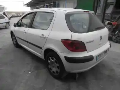 Vehículo de desguace peugeot                                            307 (s1)                                                                                                                                                                                                                                                   xr                                                                                                                                                                                                                                                         del año 2001 con motor rhy (dw10td)