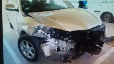 Veículo de Sucata toyota corolla (e12) 1.4 turbodiesel cat do ano 2005 alimentado 1ndtv