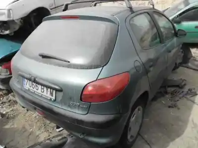 Veículo de Sucata peugeot 206 berlina xn do ano 2002 alimentado 8hx