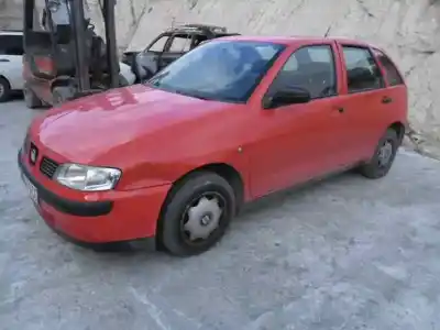 Veículo de Sucata seat ibiza (6k1) select do ano 2000 alimentado agp
