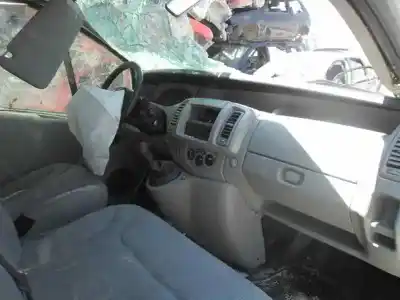 Hurda Aracı renault trafic combi (ab 4.01) passenger expression combi corto yılın 2010 güçlü m9r786