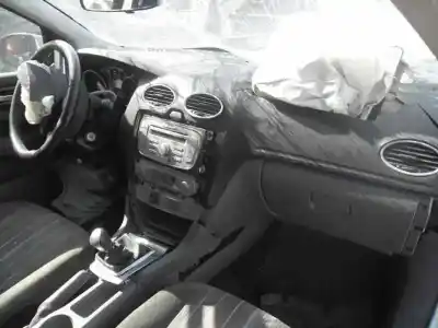 Sloopvoertuig ford focus lim. (cb4) titanium van het jaar 2009 aangedreven g8db