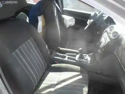 Sloopvoertuig ford focus lim. (cb4) titanium van het jaar 2009 aangedreven g8db