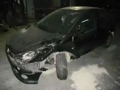 Veículo de Sucata peugeot 206 berlina xs do ano 2005 alimentado nfu (tu5jp4)