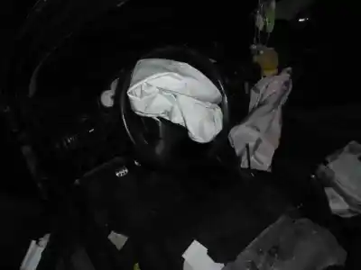 Veículo de Sucata peugeot 206 berlina xs do ano 2005 alimentado nfu (tu5jp4)