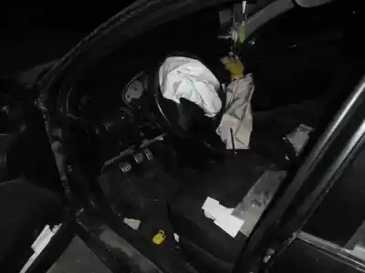 Veículo de Sucata peugeot 206 berlina xs do ano 2005 alimentado nfu (tu5jp4)