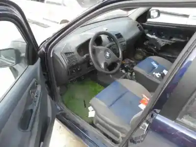 Veículo de Sucata seat ibiza (6k1) select do ano 2000 alimentado agp