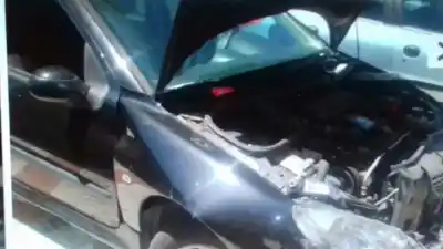 Veículo de Sucata PEUGEOT 206 BERLINA Look do ano 2005 alimentado 8HZ