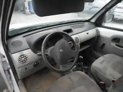 Здавання транспортного засобу renault kangoo (f/kc0) authentique року 2006 потужний f8q632